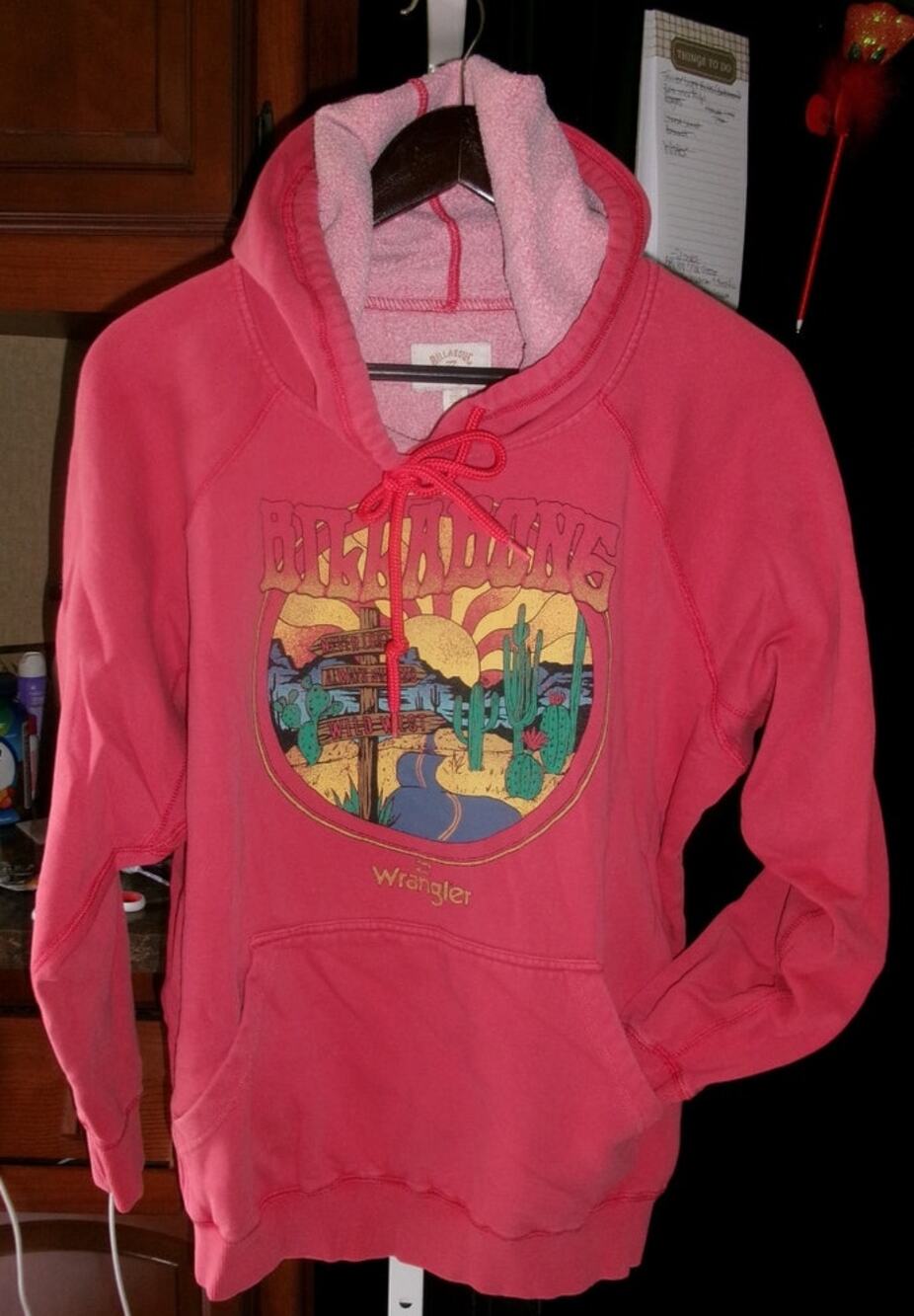 Billabong x Wrangler Women's Red Desert Graphic Hoodie Sweatshirt Size L